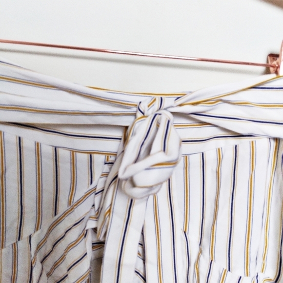 Forever 21 Contemporary Waist Tie Multi Striped White Blue and Yellow Mini Skirt - Picture 4 of 6
